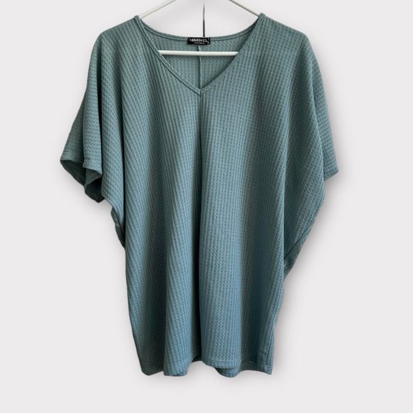 HEIMISH USA Tops - Heimish Solid Waffle Top
